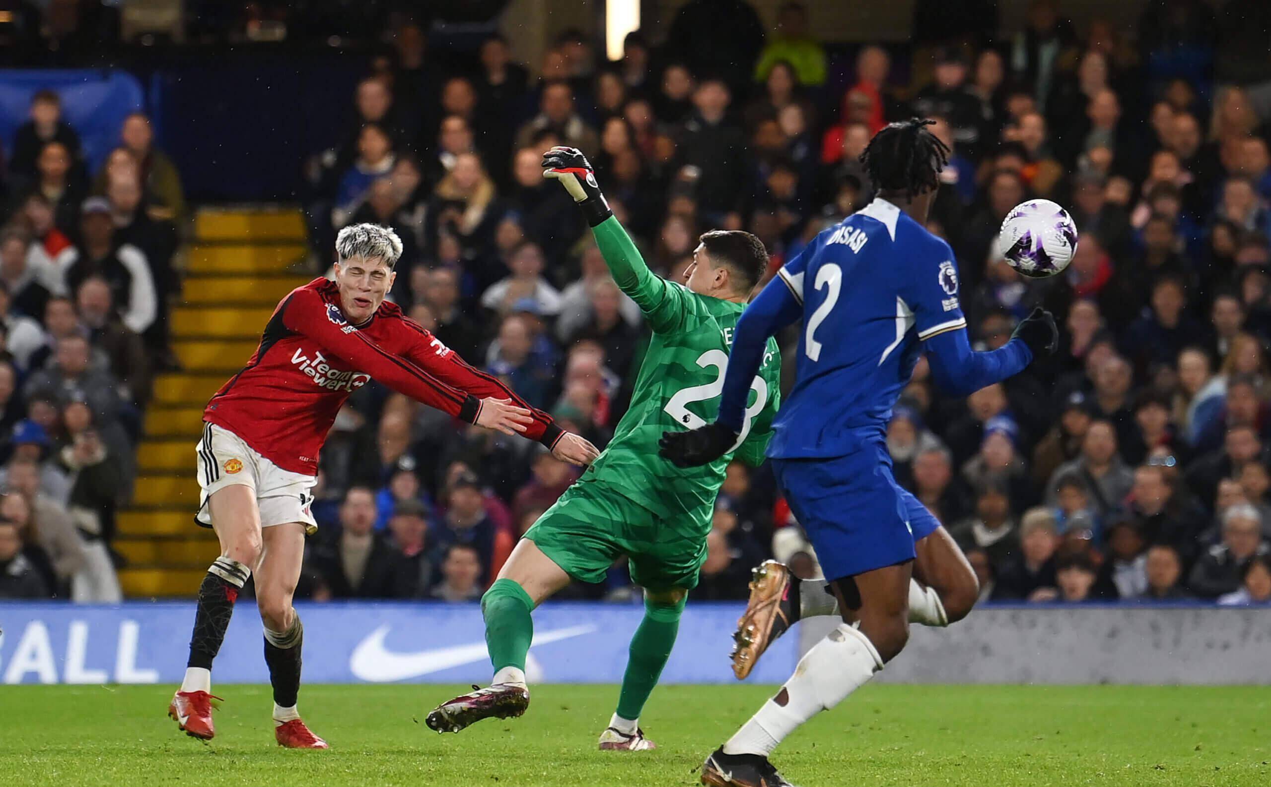 网球赛事中曼联战胜对手成功退赛