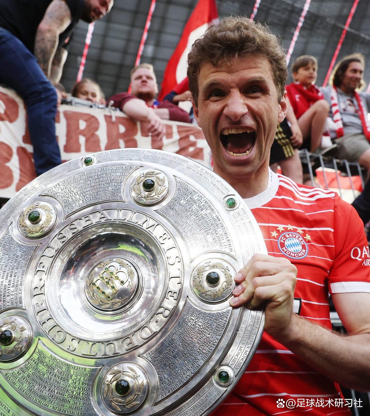 柏林赫塔客场爆冷击败拜仁慕尼黑，引领冲击区