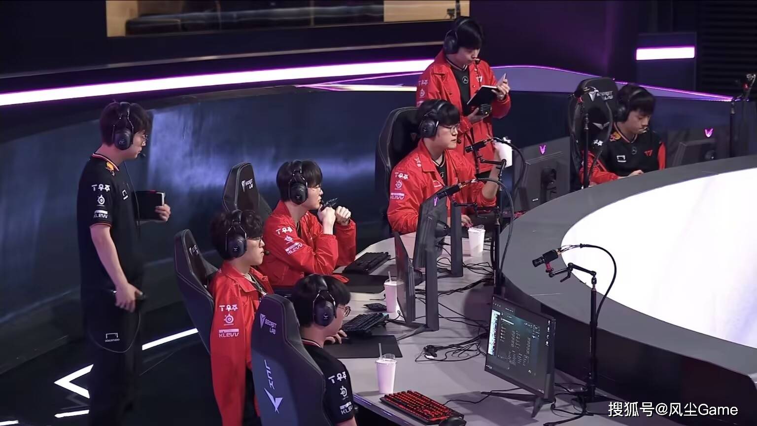 HLE力克BLG，Faker打出惊人五杀2025世界赛3:0（东京）