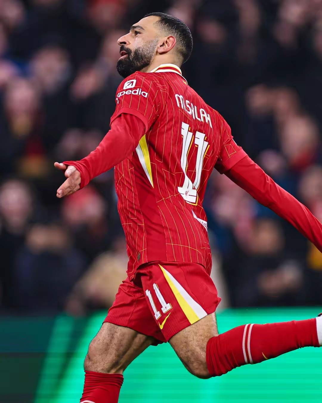 勒沃库森客场逆转,取得关键胜利 勒沃库森客场逆转,取得关键胜利