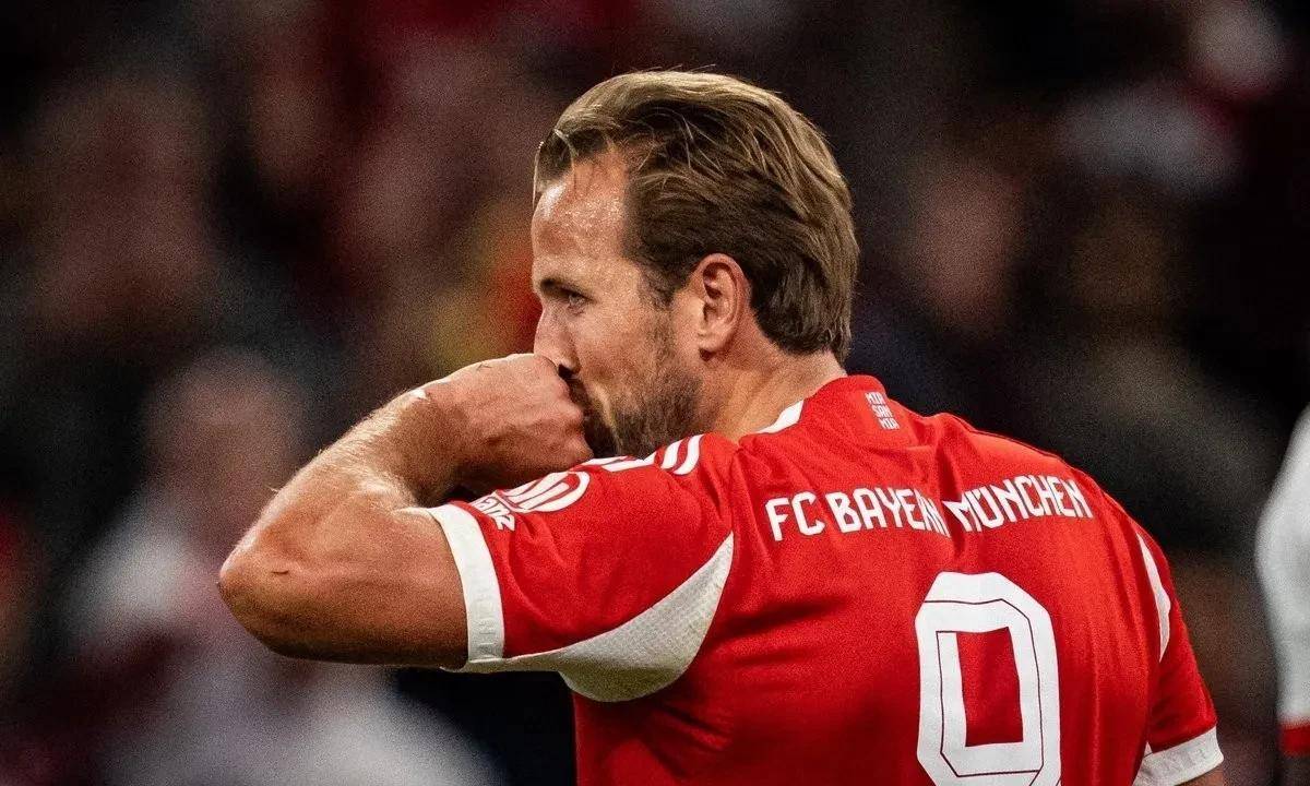 包含RB莱比锡大胜对手，逆转比分获胜的词条