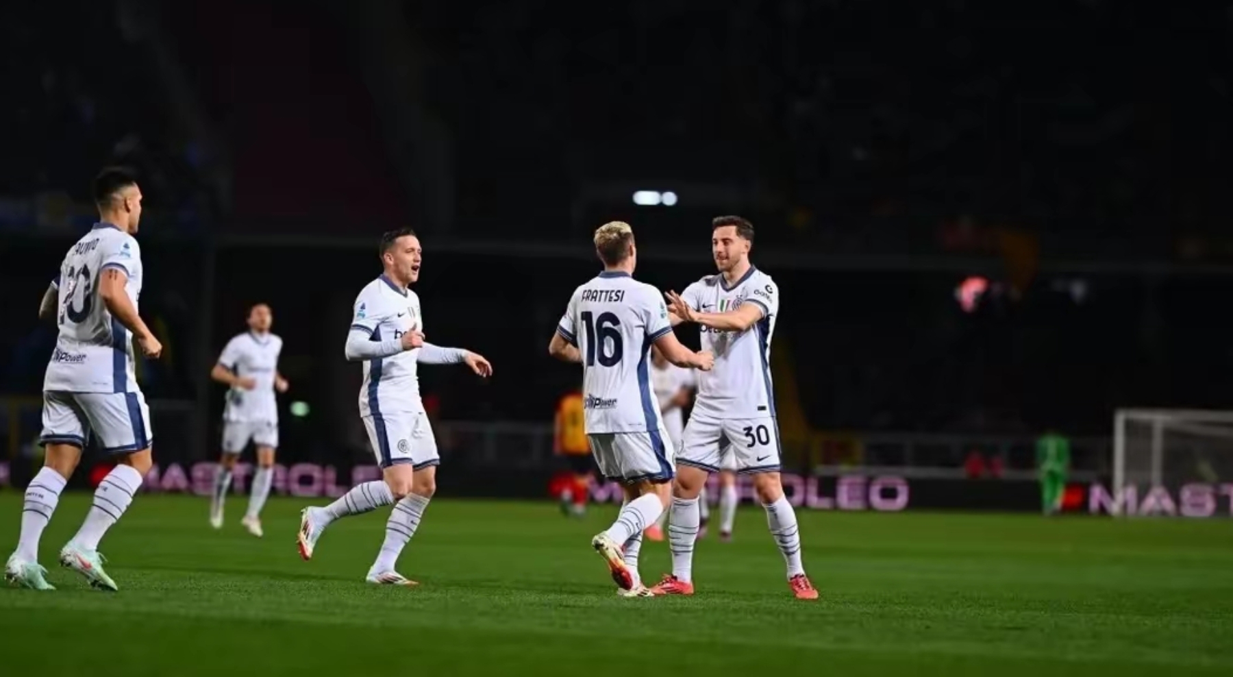 关于意甲比赛中球员的团结合作,取胜大局的信息 关于意甲比赛中球员的团结合作,取胜大局的信息