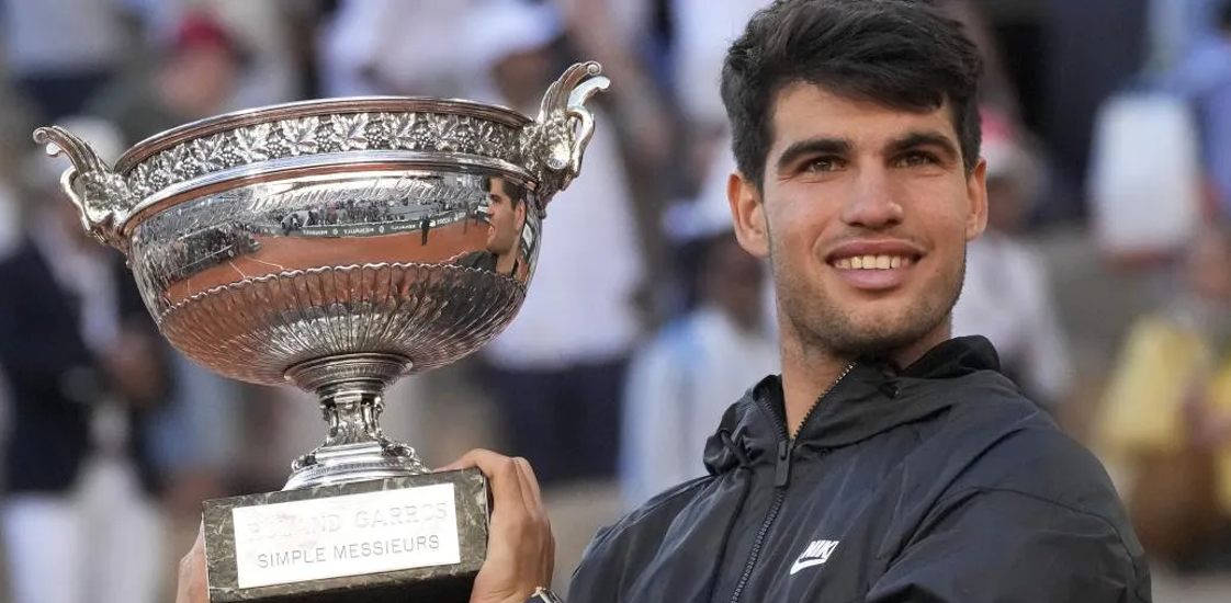 包含蒙特卡洛大师赛横扫拉沃尔杯，辛纳状态火热的词条