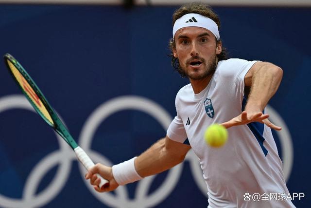 温网力克戴维斯杯,西西帕斯扛起全队 温网力克戴维斯杯,西西帕斯扛起全队